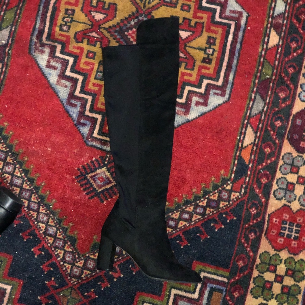 Fashion Nova Knee-High Faux Suede Heeled Boots